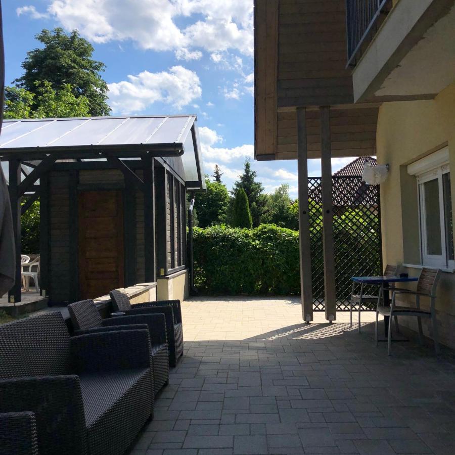 Juno Apartman Vendeghaz Мисколк Екстериор снимка